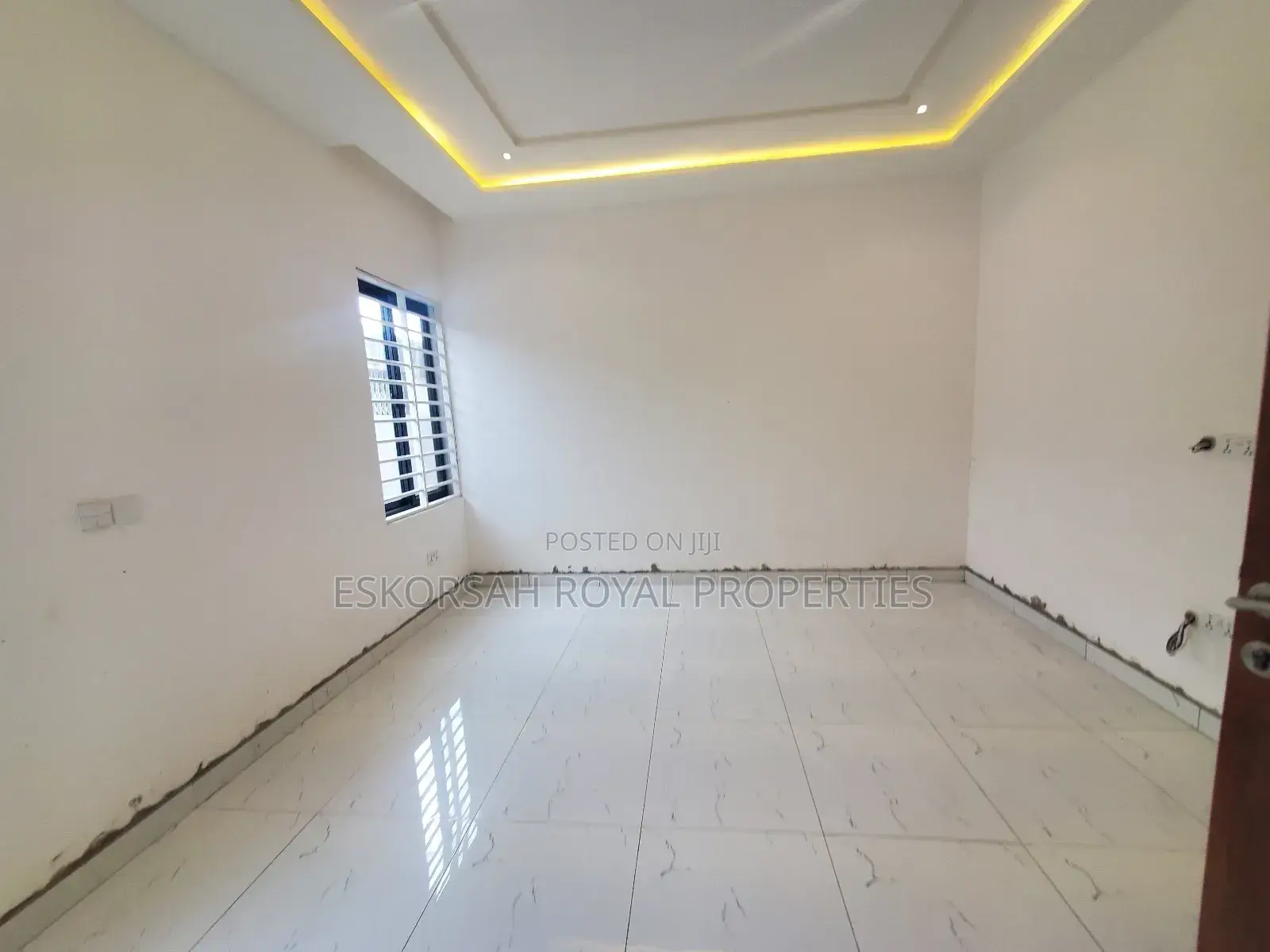 4bdrm House in Lakeside, Ashaley Botwe for sale