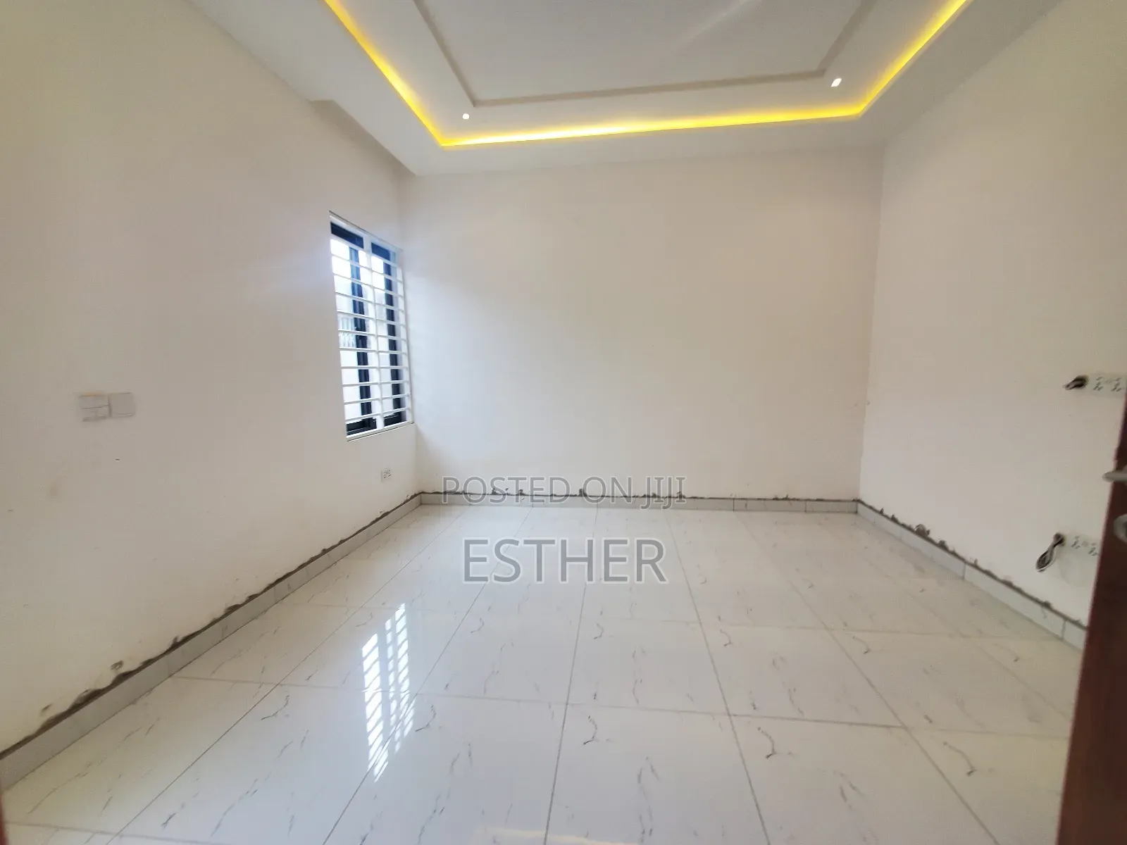 4bdrm House in Lakeside, Ashaley Botwe for sale