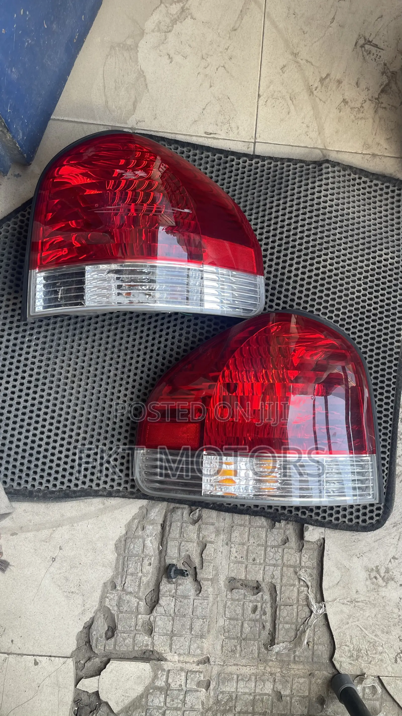 Hyundai Santa Fe Headlight and Taillights 2003/04/05/06/07