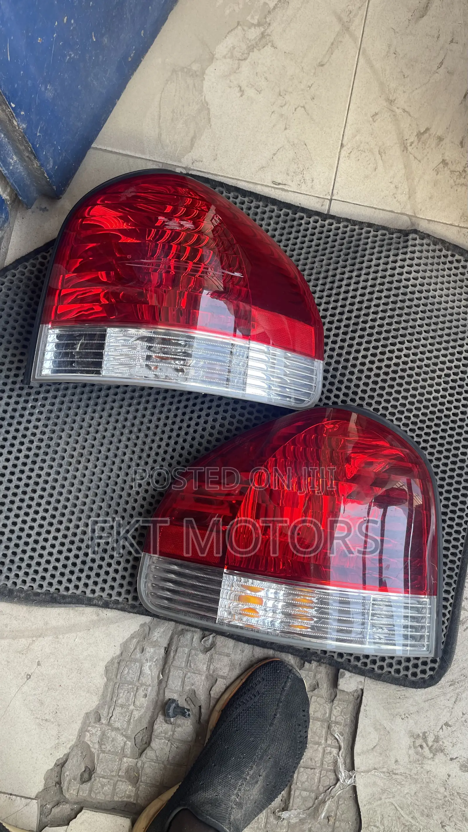 Hyundai Santa Fe Headlight and Taillights 2003/04/05/06/07