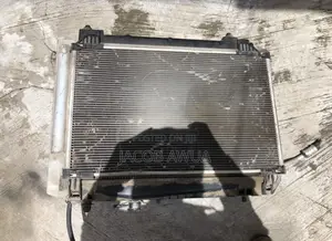 Toyota Vitz 2008 Radiator