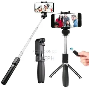 Selfie Stick With Light