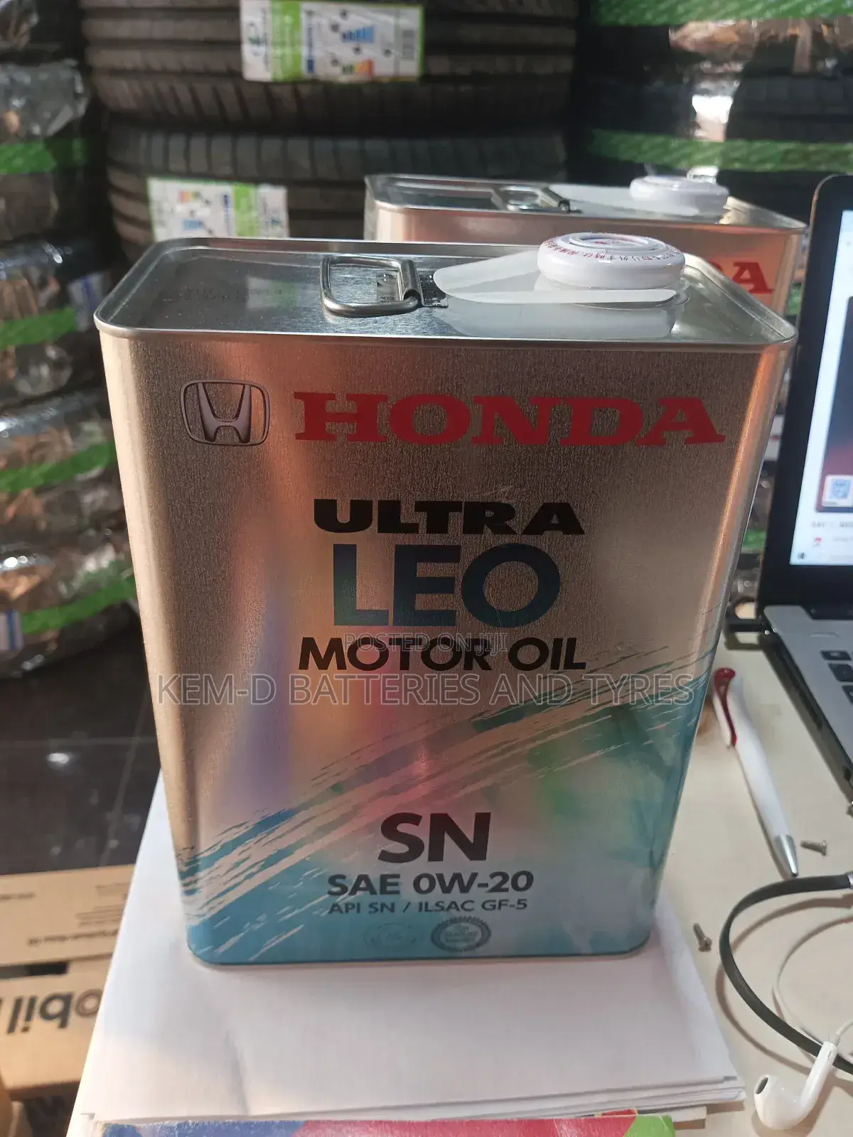 Honda Ultra Leo Engine Oil for Honda Cars ( SAE 0W20 )