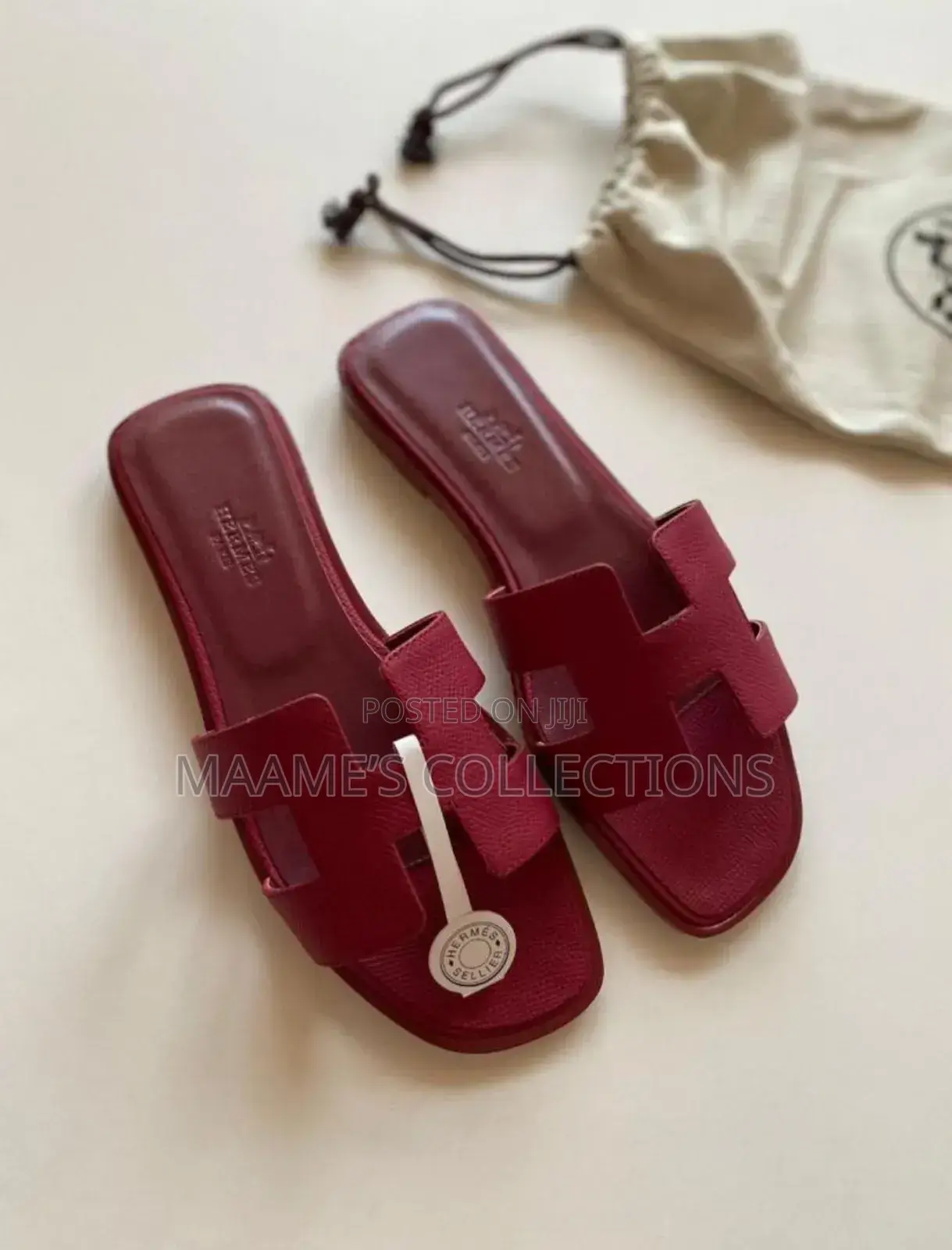 Hermes Ladies Slippers Available ( in Box)