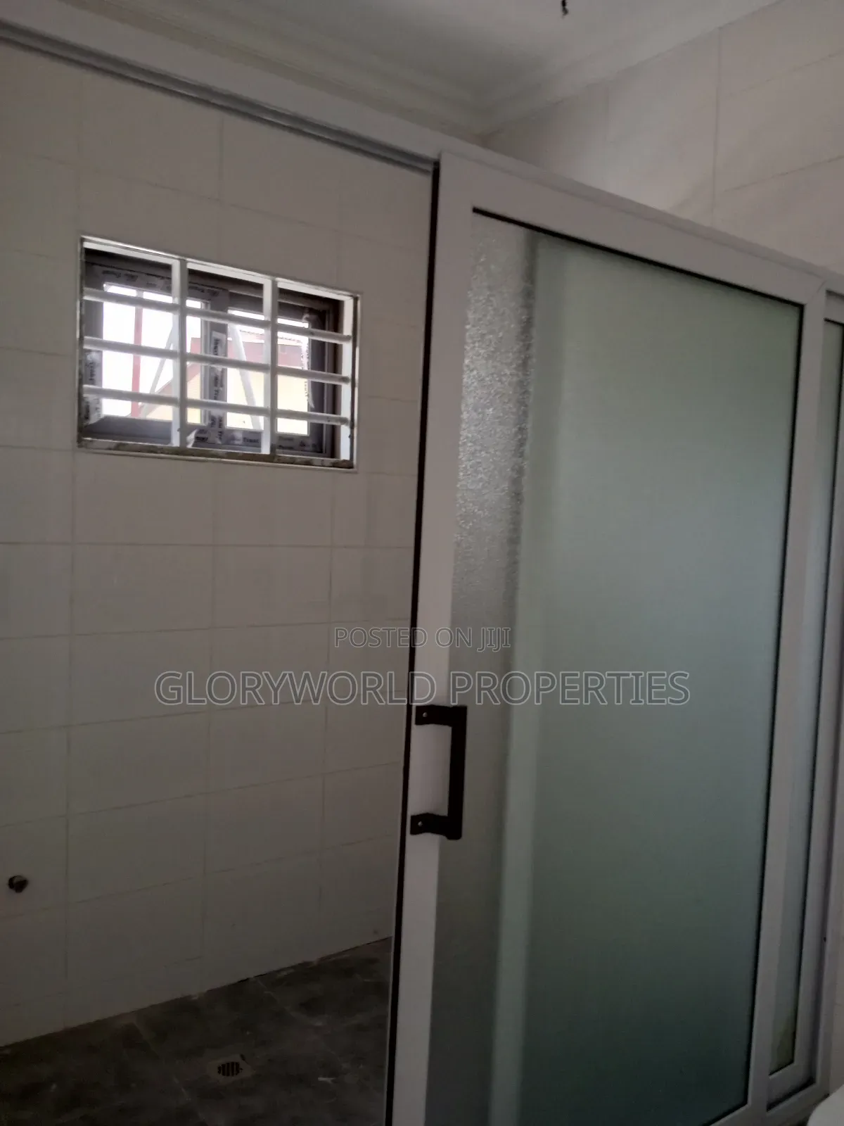 3bdrm House in Sakumono for sale