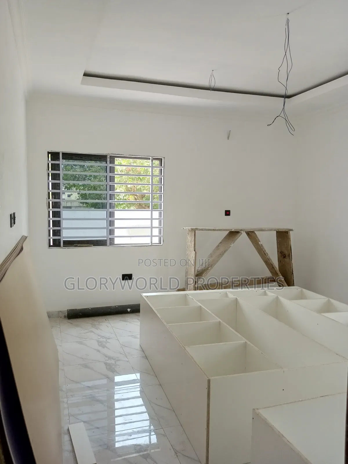 3bdrm House in Sakumono for sale
