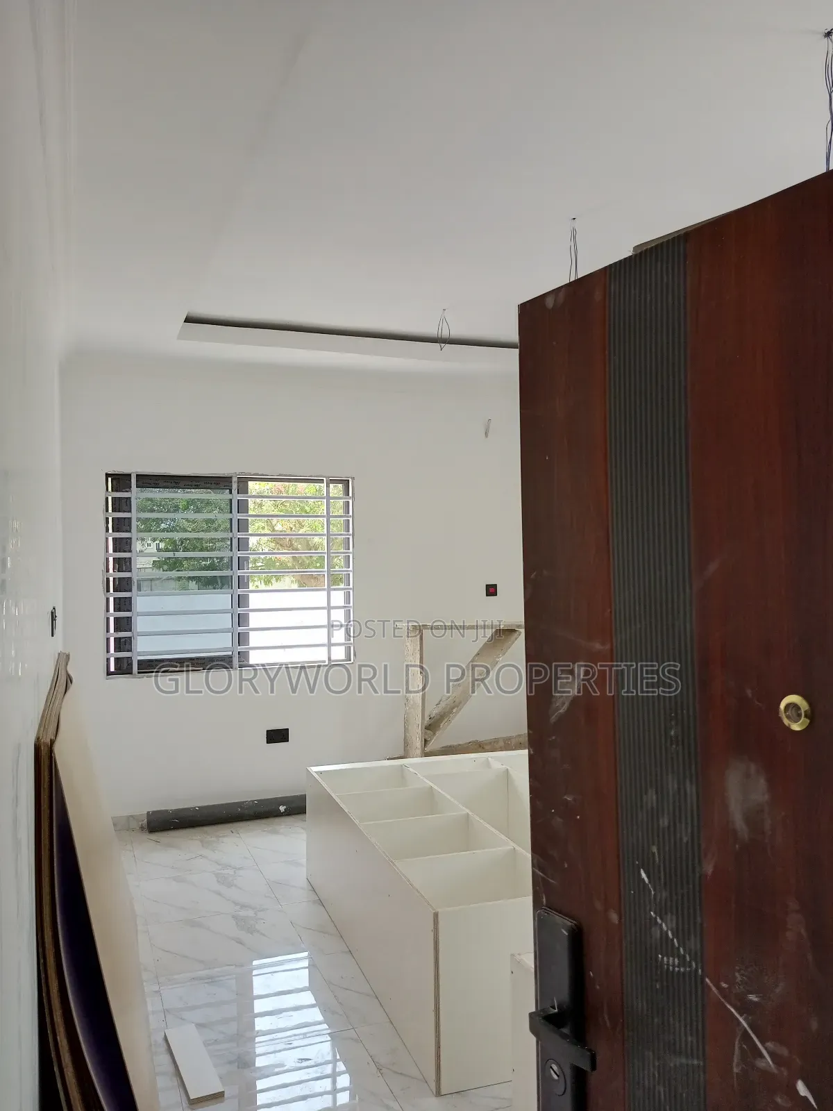 3bdrm House in Sakumono for sale