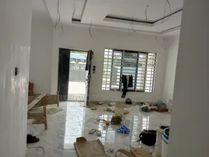 3bdrm House in Sakumono for sale