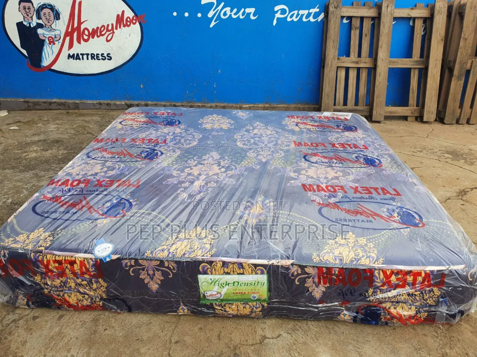 Latex Foam 10 Inches High Density Queen Size Mattress