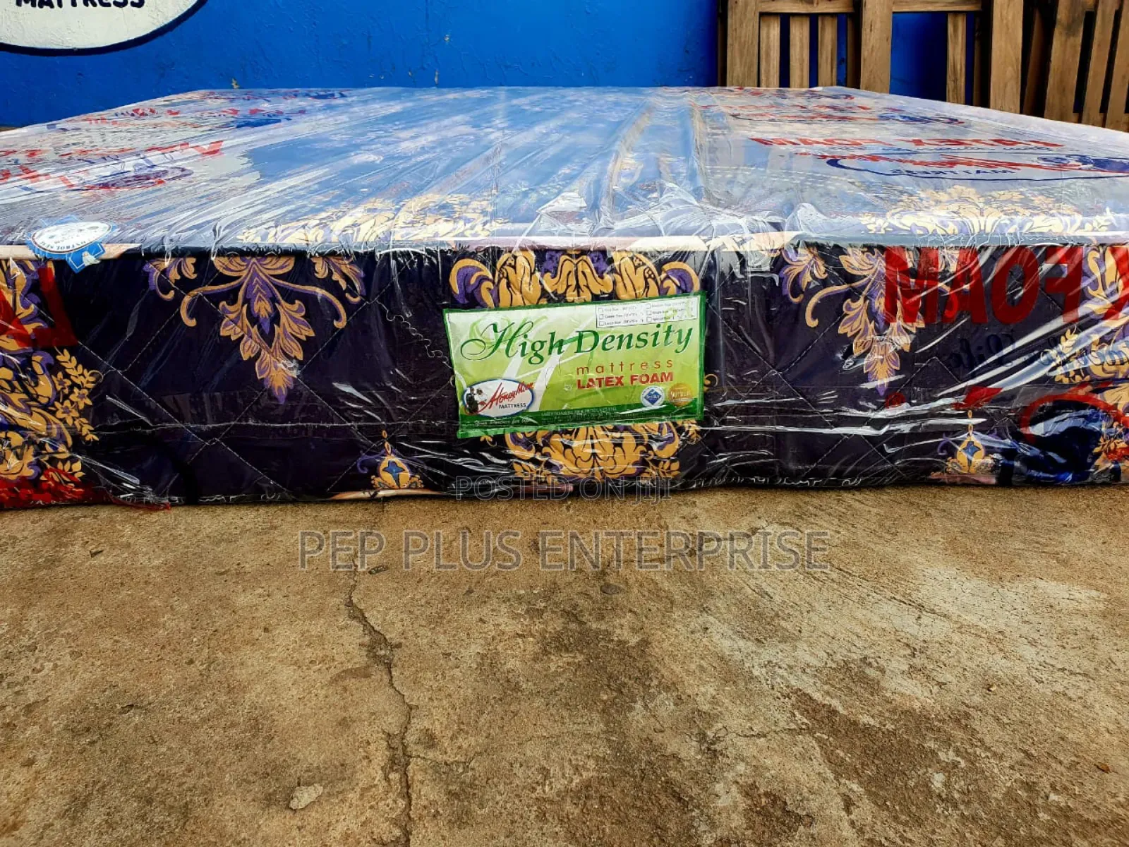 Latex Foam 10 Inches High Density Queen Size Mattress