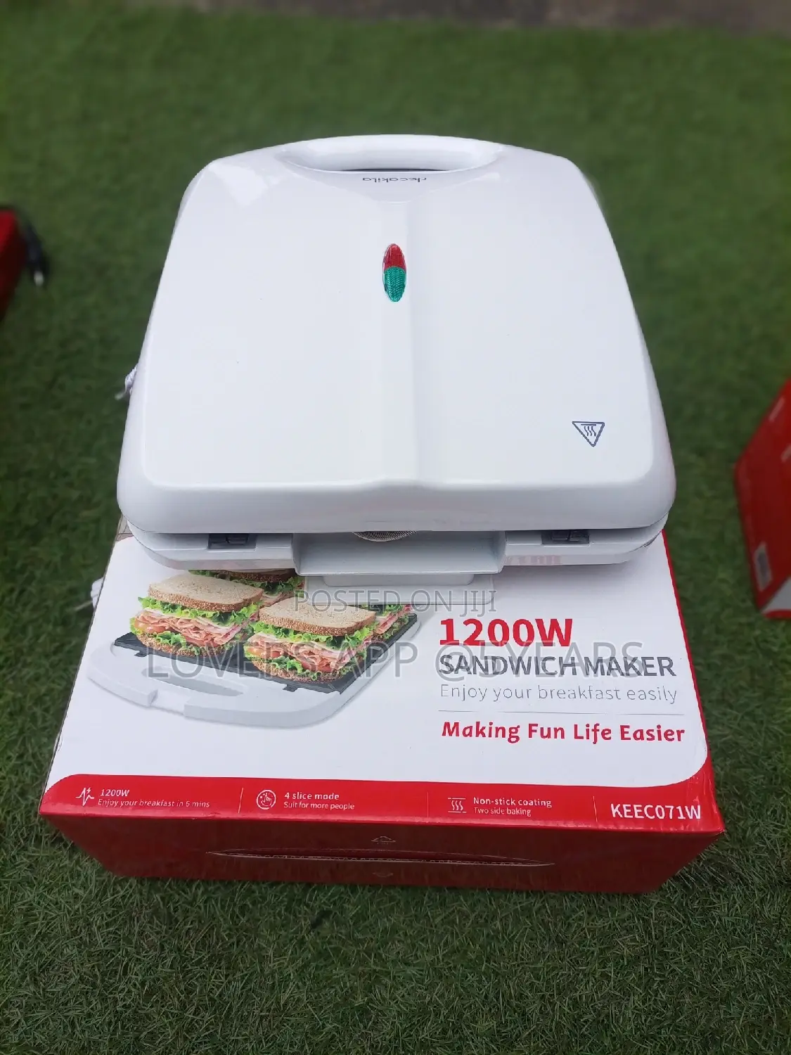 Brand New Decakila Sandwich Maker Sandwich Affordable Price.