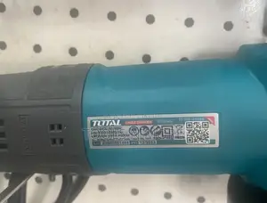 TOTAL Angle Grinder 900W