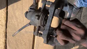 Ford Explorer 2012-2015 Rear Back Caliper