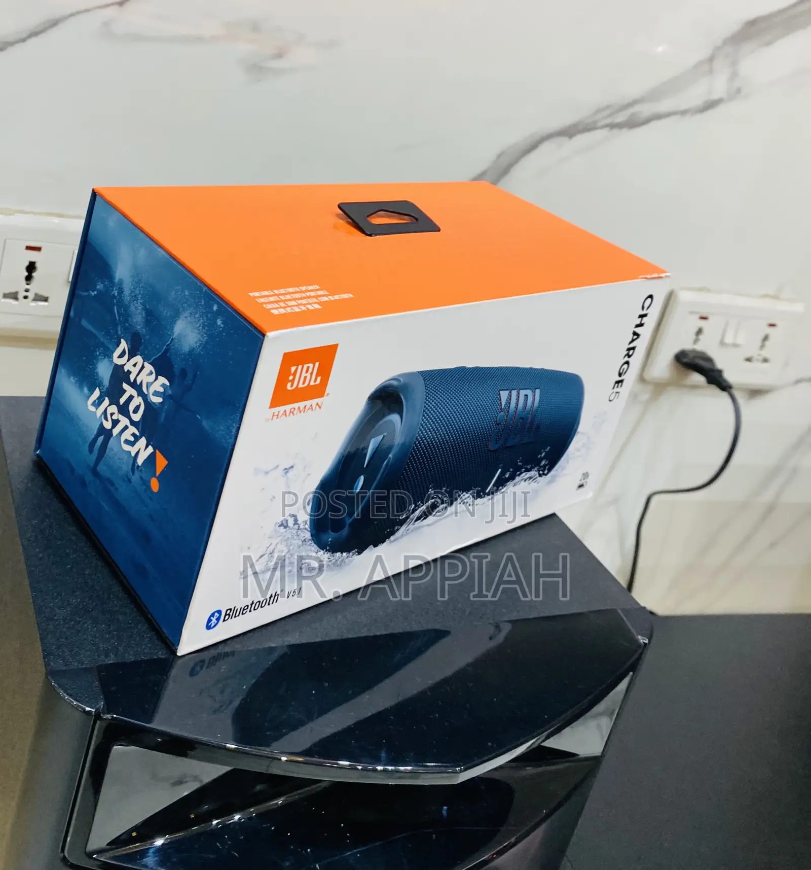 Lovely JBL Charge 5 Wireless Bluetooth Speaker,Blue
