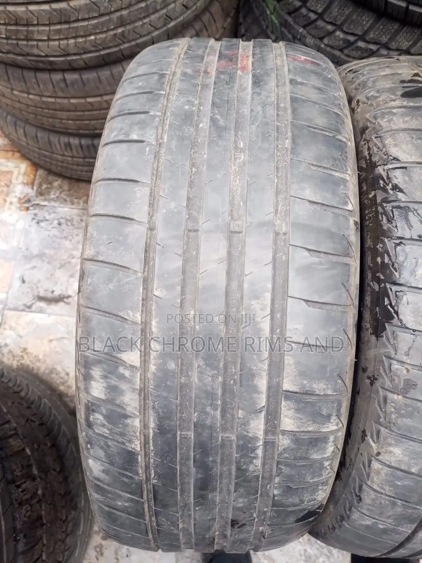 Bridgestone 225/40/19 4set