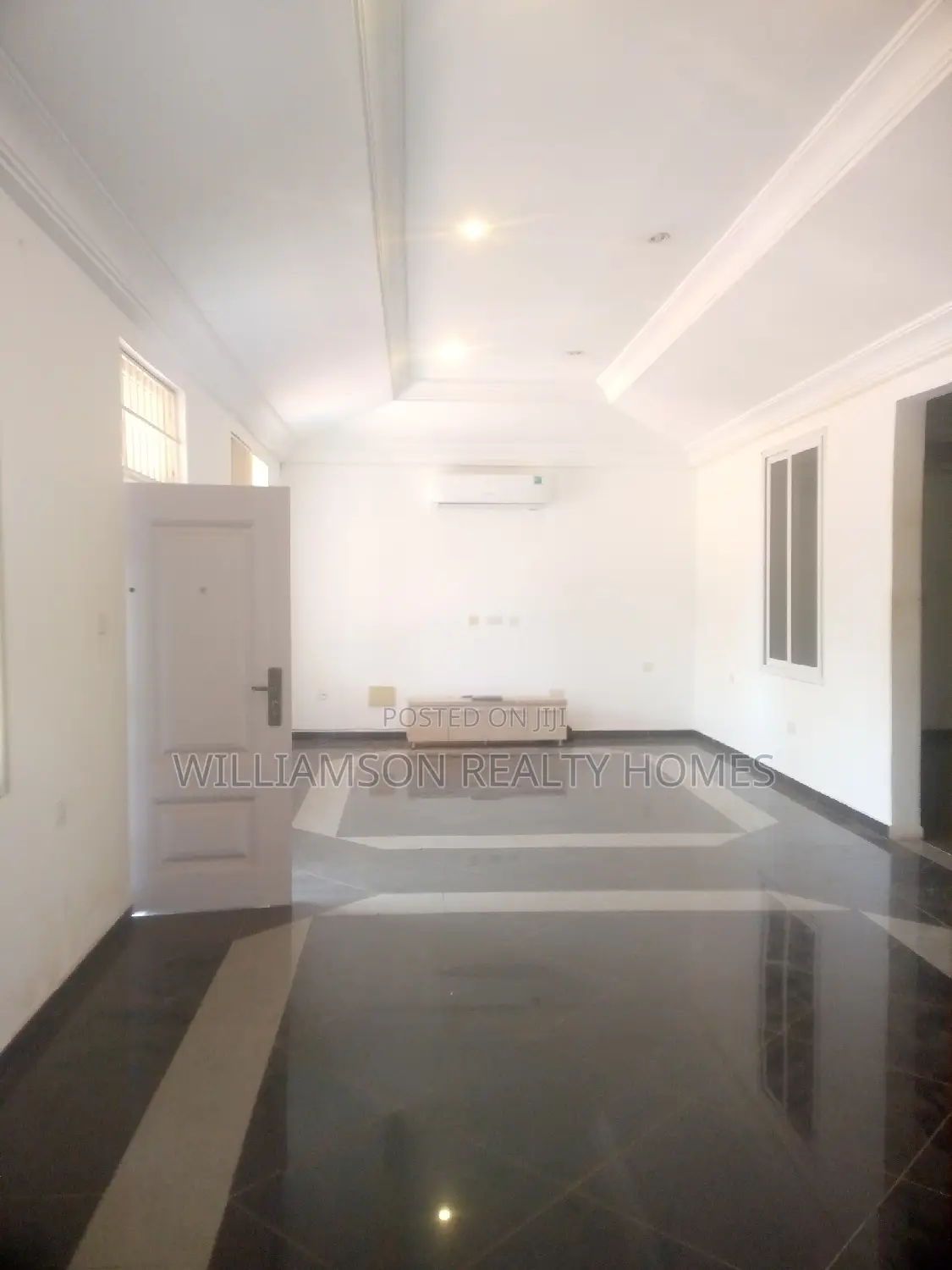 3bdrm House in Baatsonaa Total Area, Spintex for rent