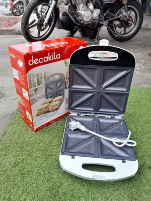 Super Quality Decakila Sandwich Maker 1200W Sandwich Maker