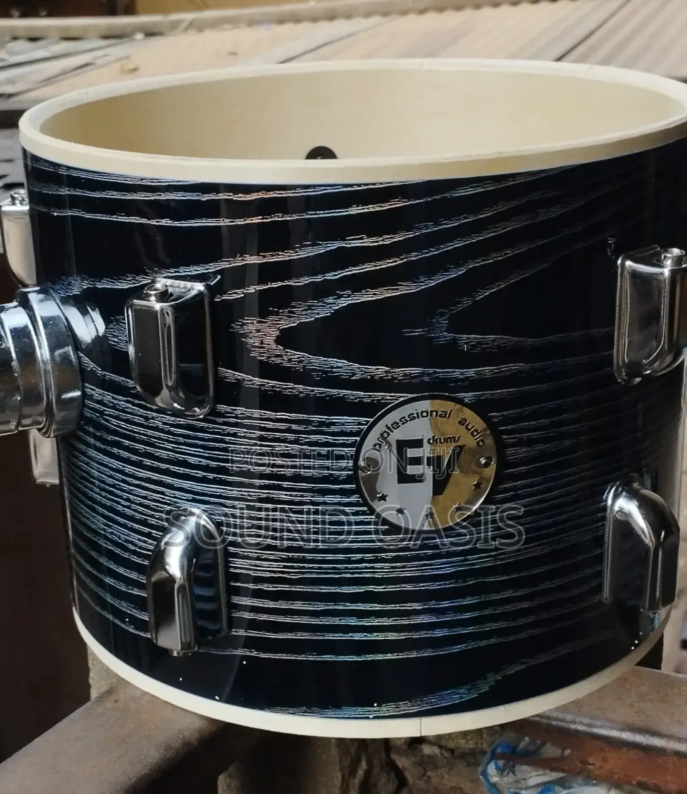 Electro-Voice 5-Piece Drumset (Silver Black Ash Colour)