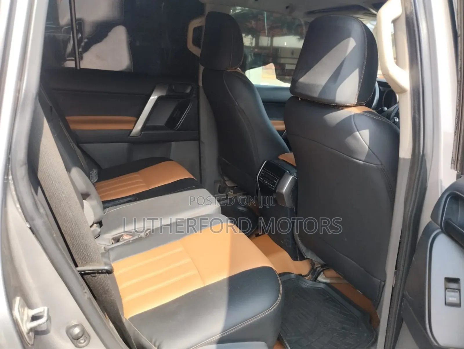 Toyota Land Cruiser Prado 2013 Gray
