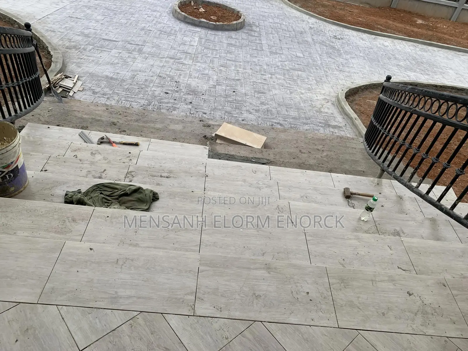 Professional Tiler Work.Steps