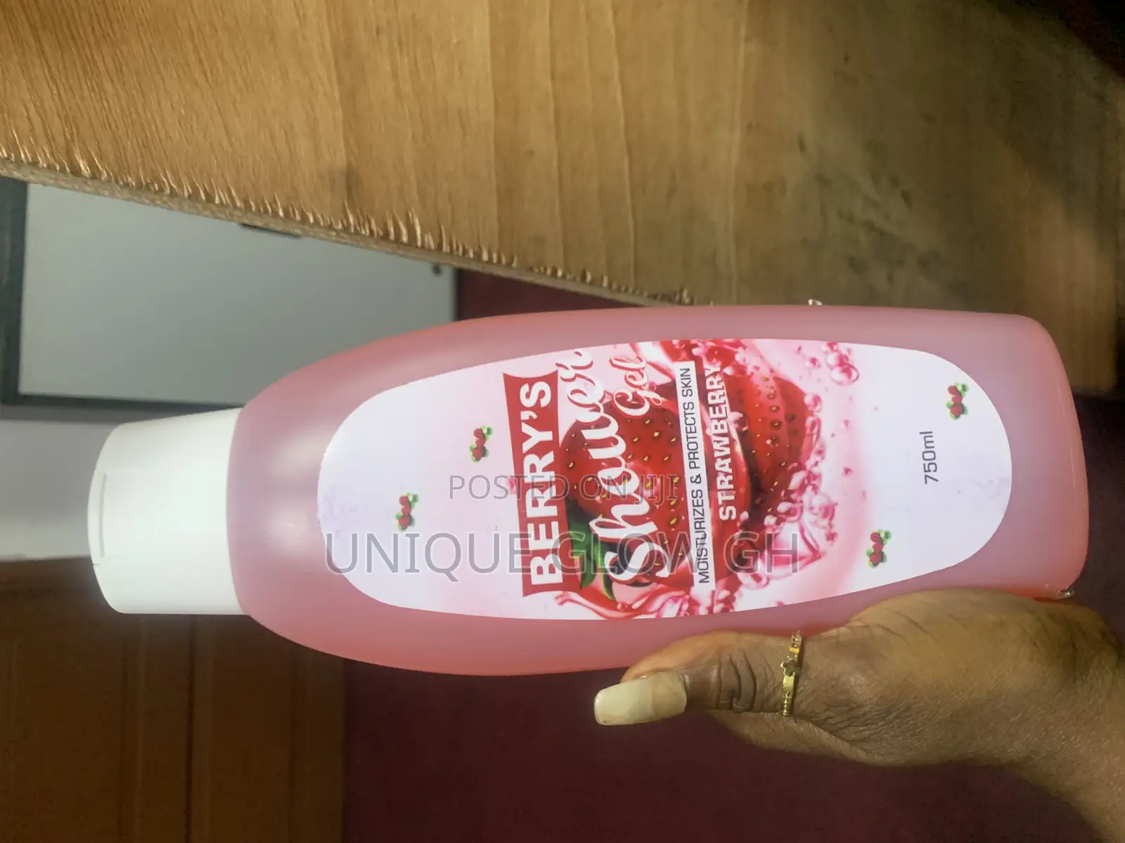 Perfumed Showergel Moisturizeprotect Skin, Clears Darkspots