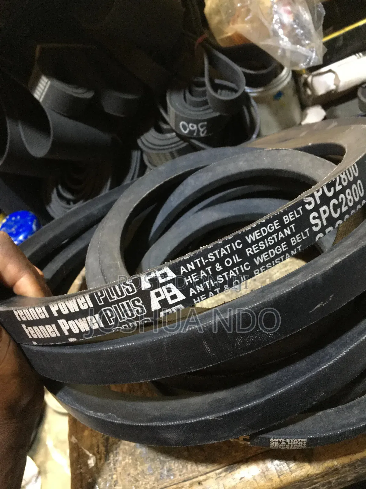 Industrial Vee Belts / Fan Belts