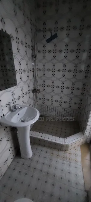 2bdrm Apartment in Kg. Franco, Spintex for rent