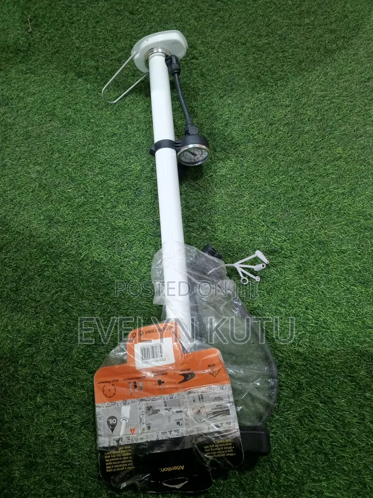 Regulator Football Pump