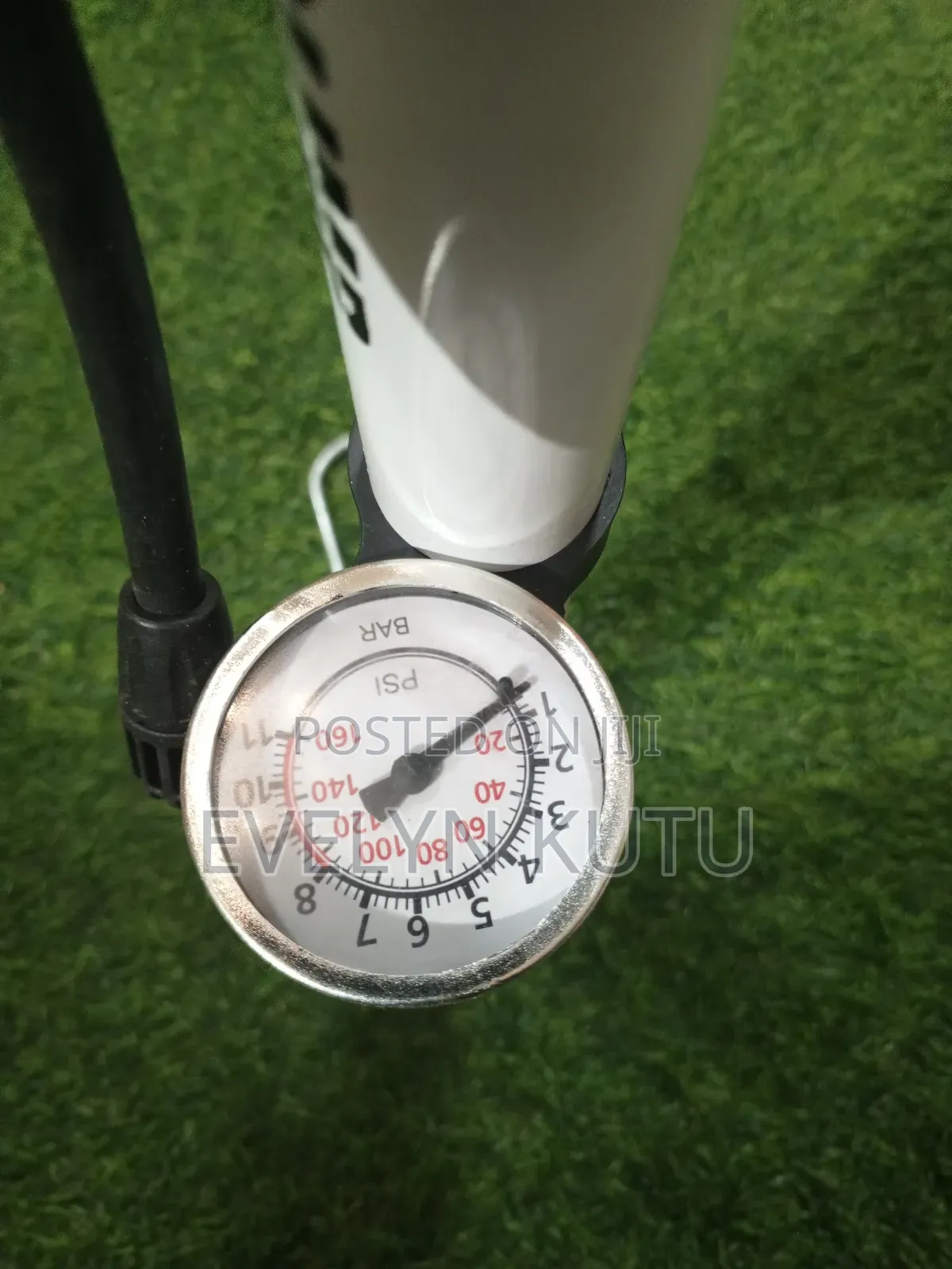 Regulator Football Pump