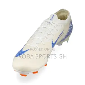 Nike Air Zoom Mercurial Vapor XVI FG Soccer Boot