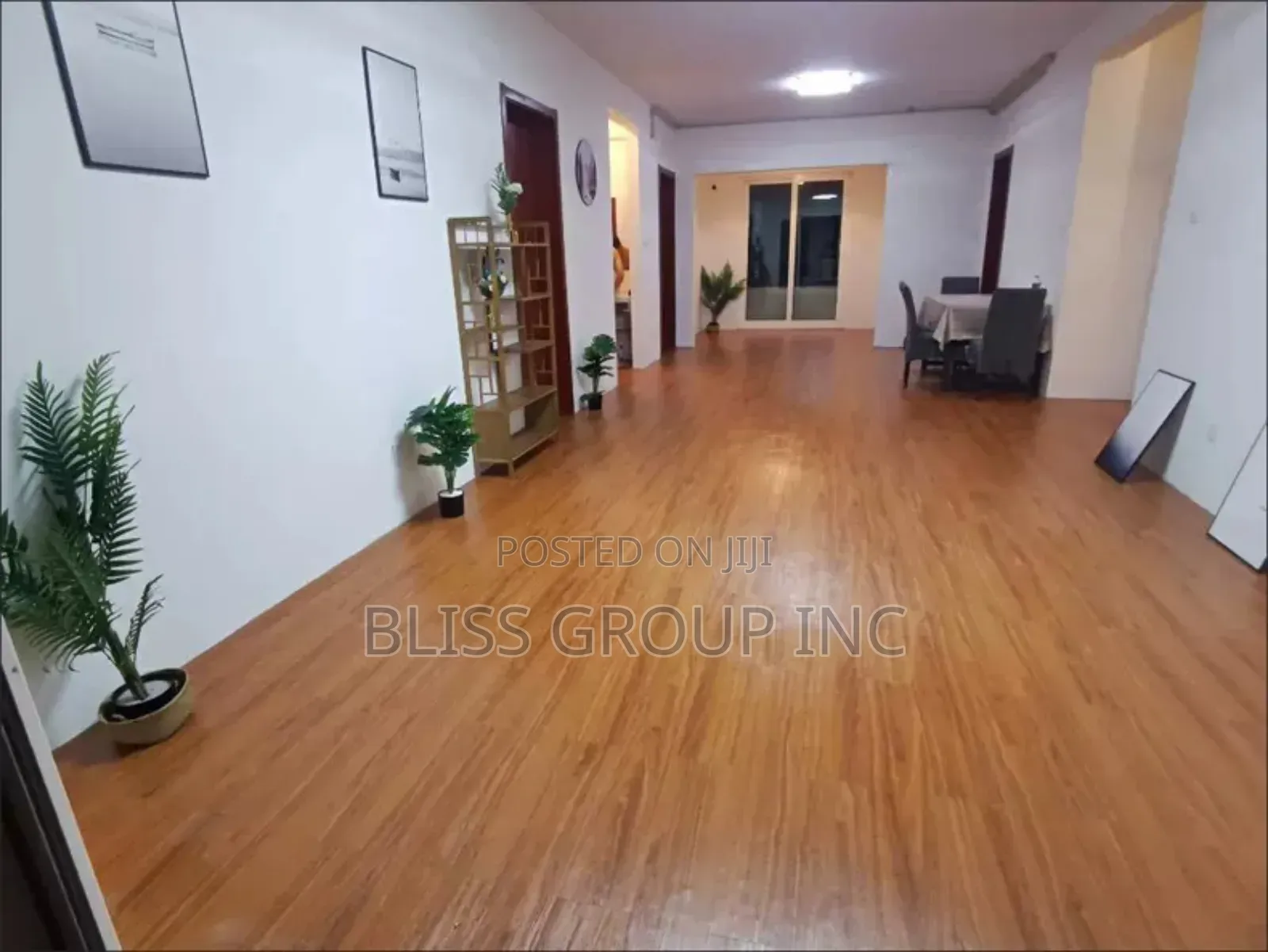 Modern Vinyl Floor Tile 5sqm Box.