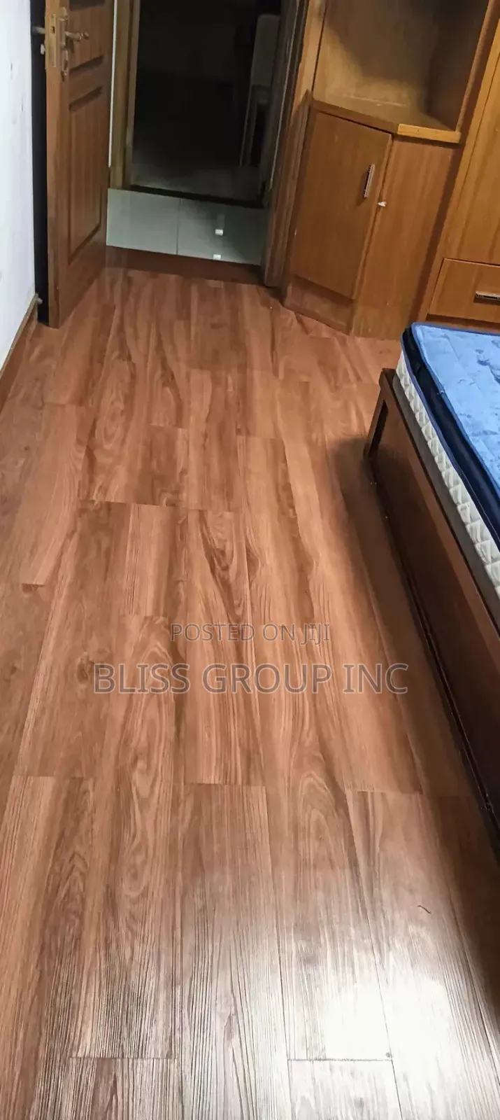 Modern Vinyl Floor Tile 5sqm Box.