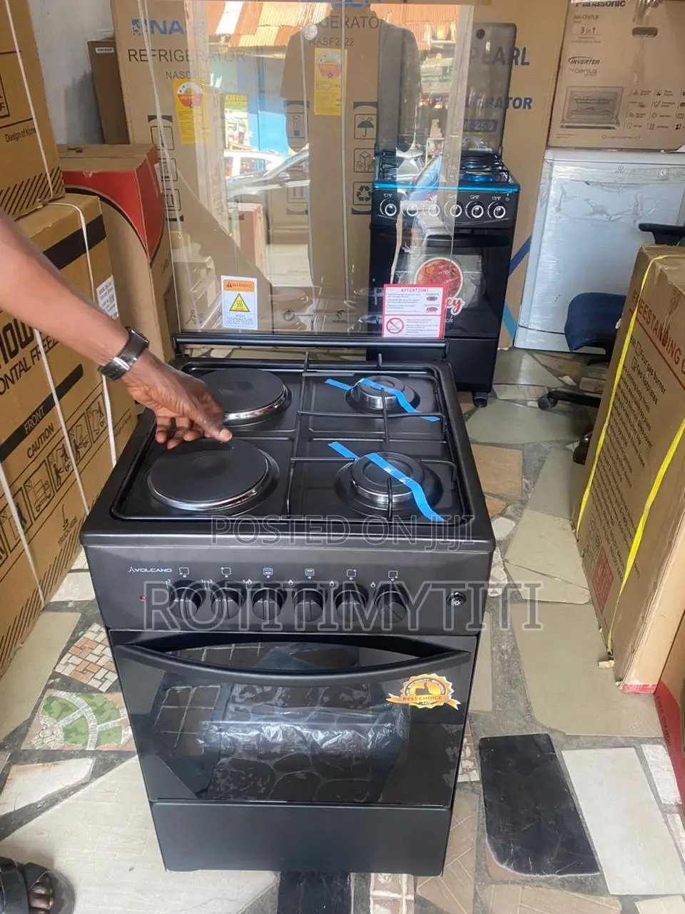 Affordable Volcano Gas/Electric Cooker {2+2} With Grill Oven in Accra