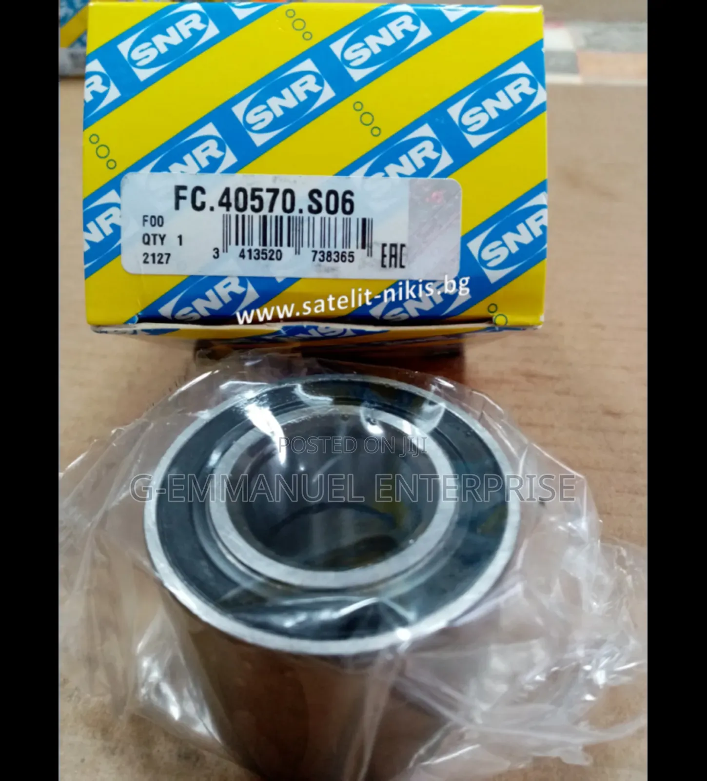 Toyota Corolla 201115 Hub Bering. Original. in Abossey Okai Vehicle