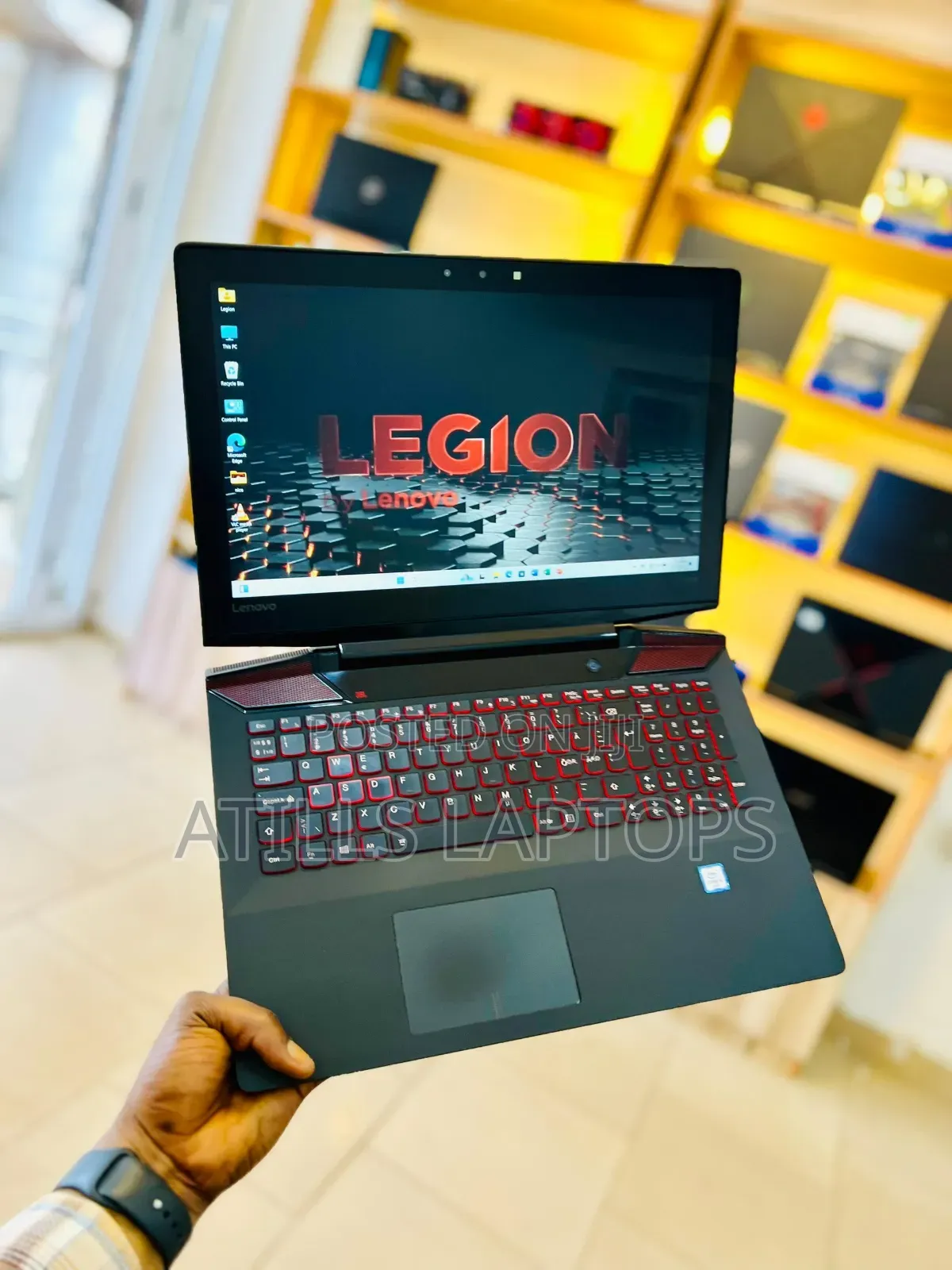 Lenovo Legion Y7000P IRX9 Gaming Laptop 16GB Intel Core I5 SSD 256GB