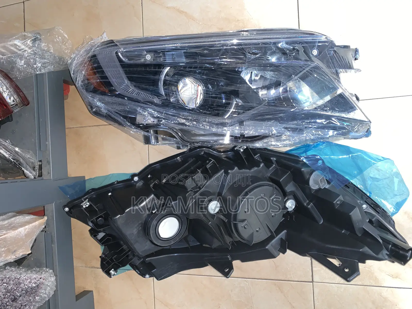 Pilot 18 -20 Headlight Pair