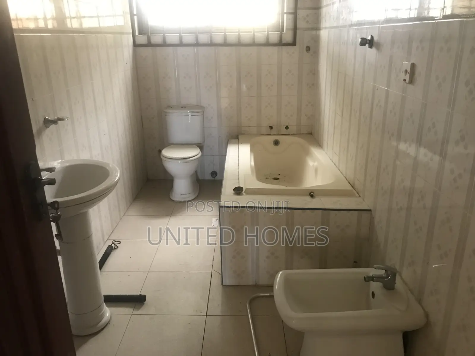 4bdrm House in McCarthy Hill for sale