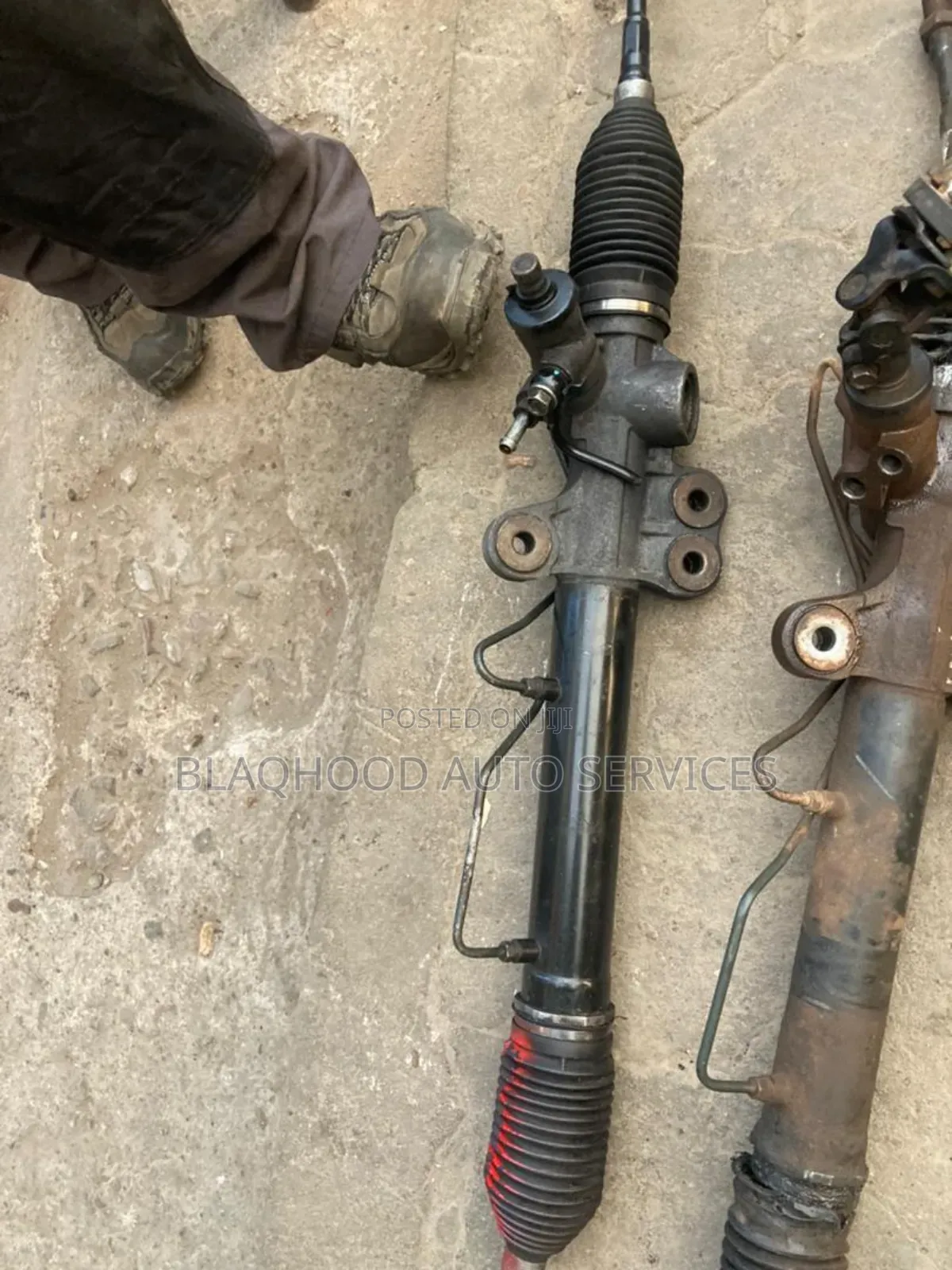 Nissan Hiace (Stanbic) Home Used STEERING RACK Available