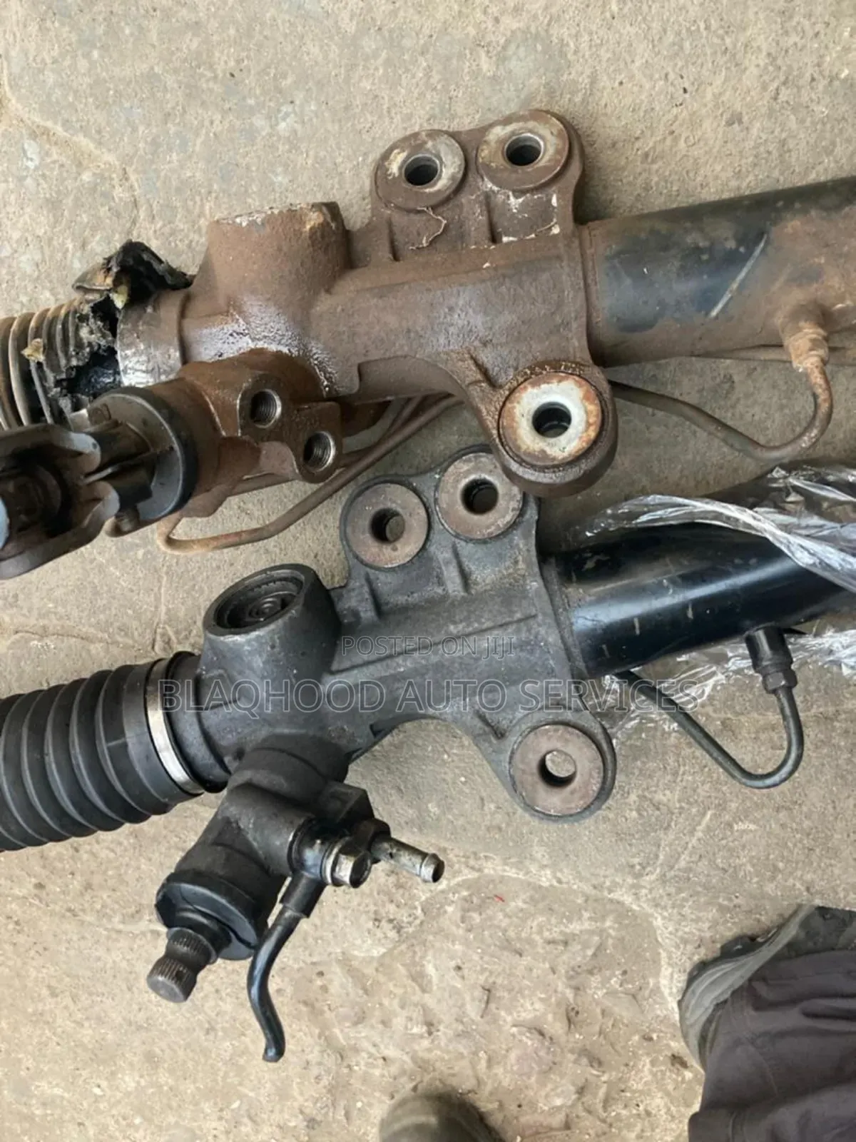 Nissan Hiace (Stanbic) Home Used STEERING RACK Available