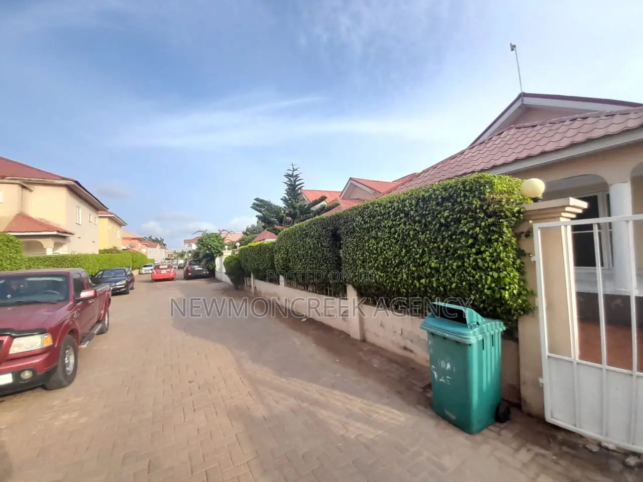 Furnished 3bdrm Duplex in Gated Est.Spintex., Accra Metropolitan