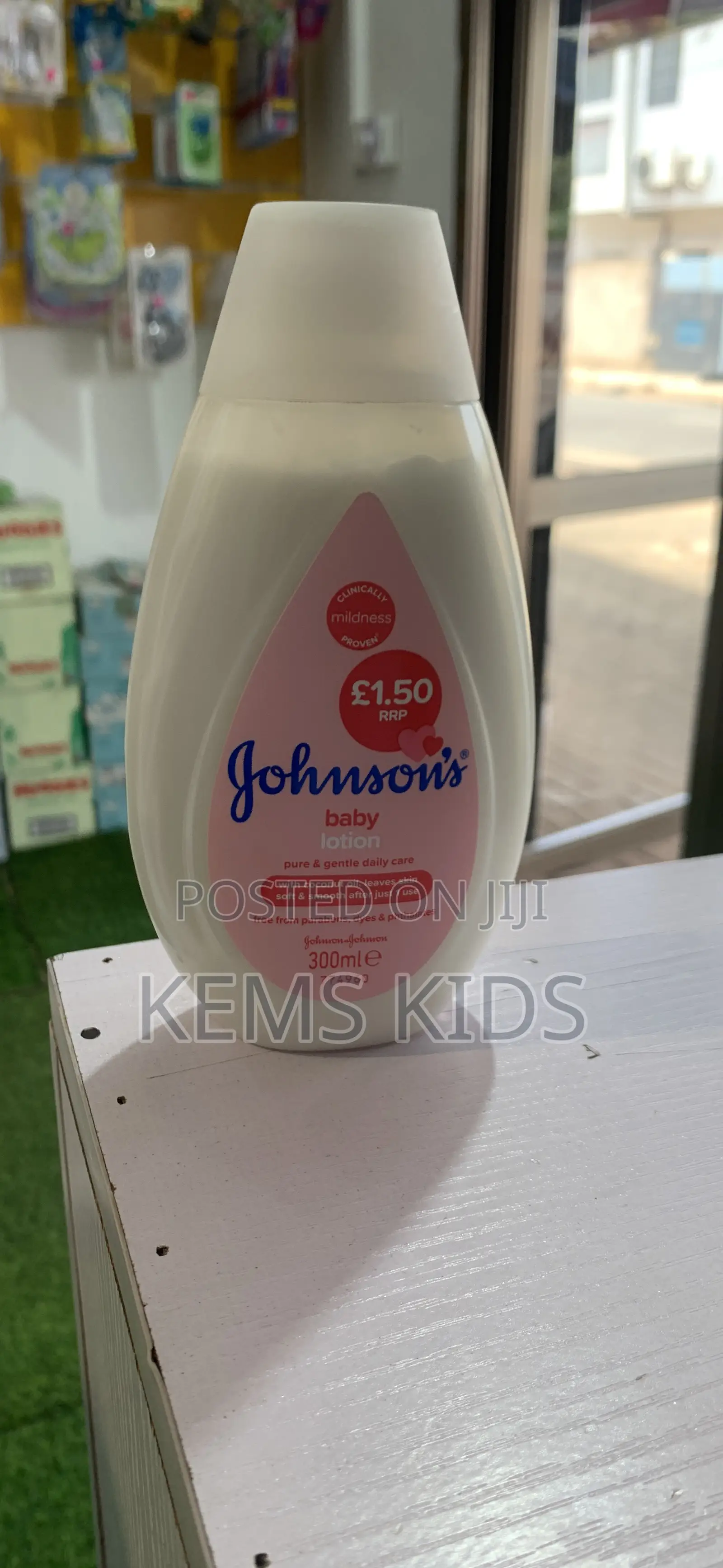 Johnsons Baby Lotion (300ml)