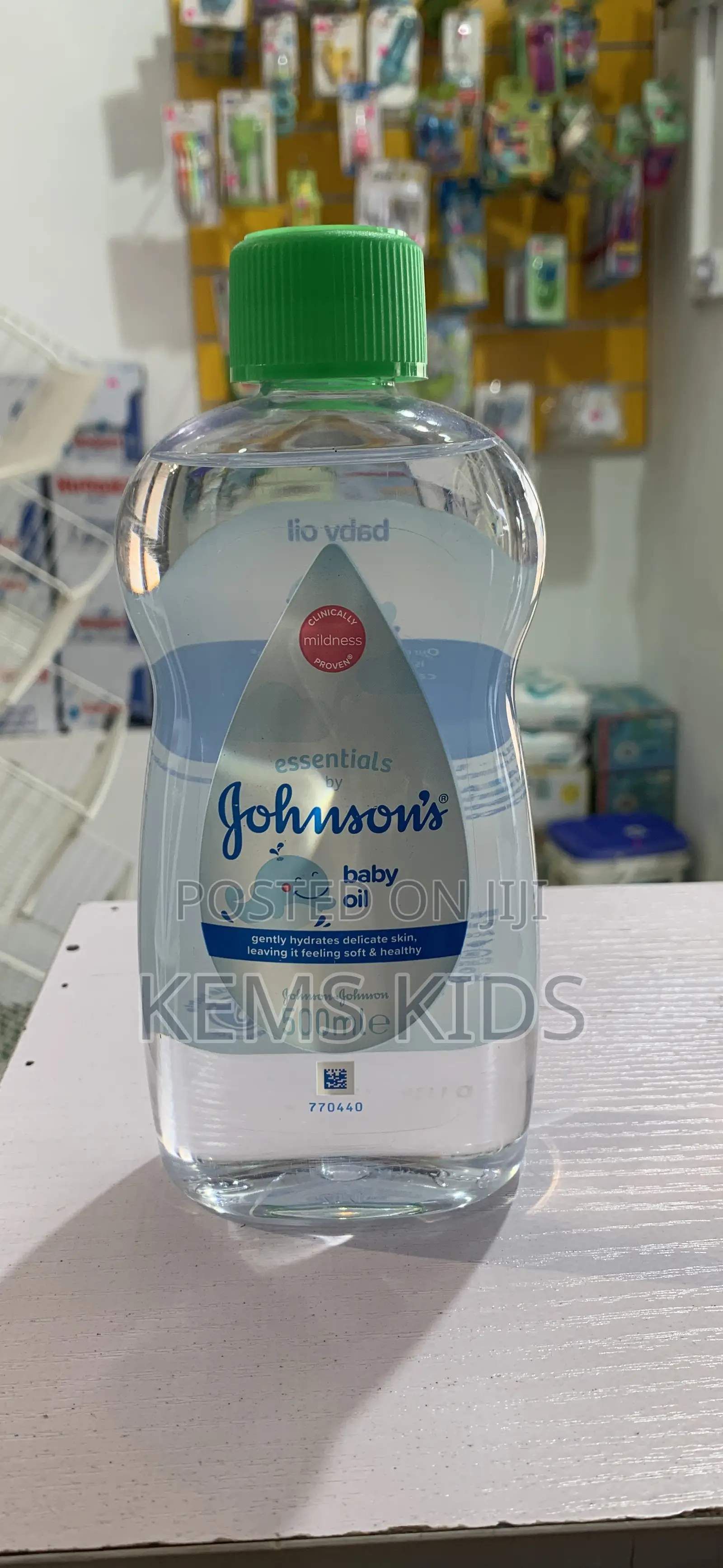 Johnson’S Essentials Baby Oil (500ml)