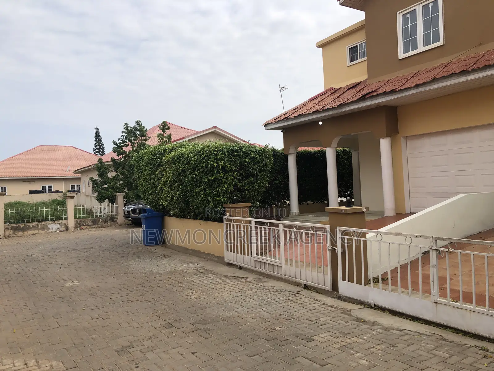Furnished 3bdrm Duplex in Gated Est.Spintex., Accra Metropolitan