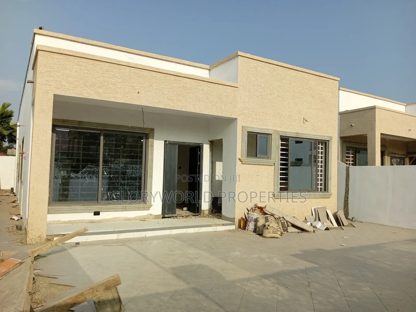 3bdrm House in Spintex for sale
