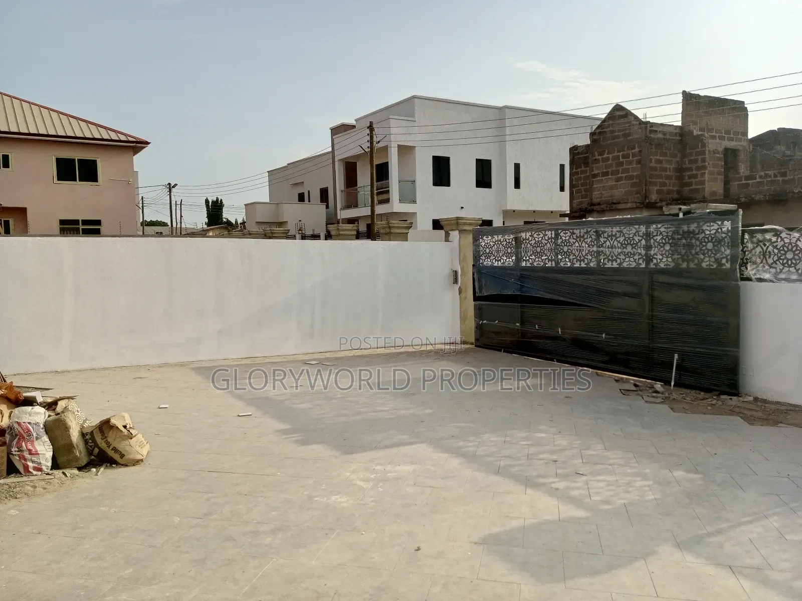 3bdrm House in Spintex for sale