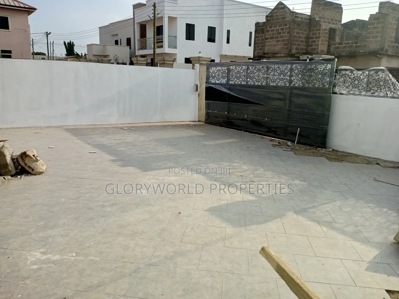 3bdrm House in Spintex for sale
