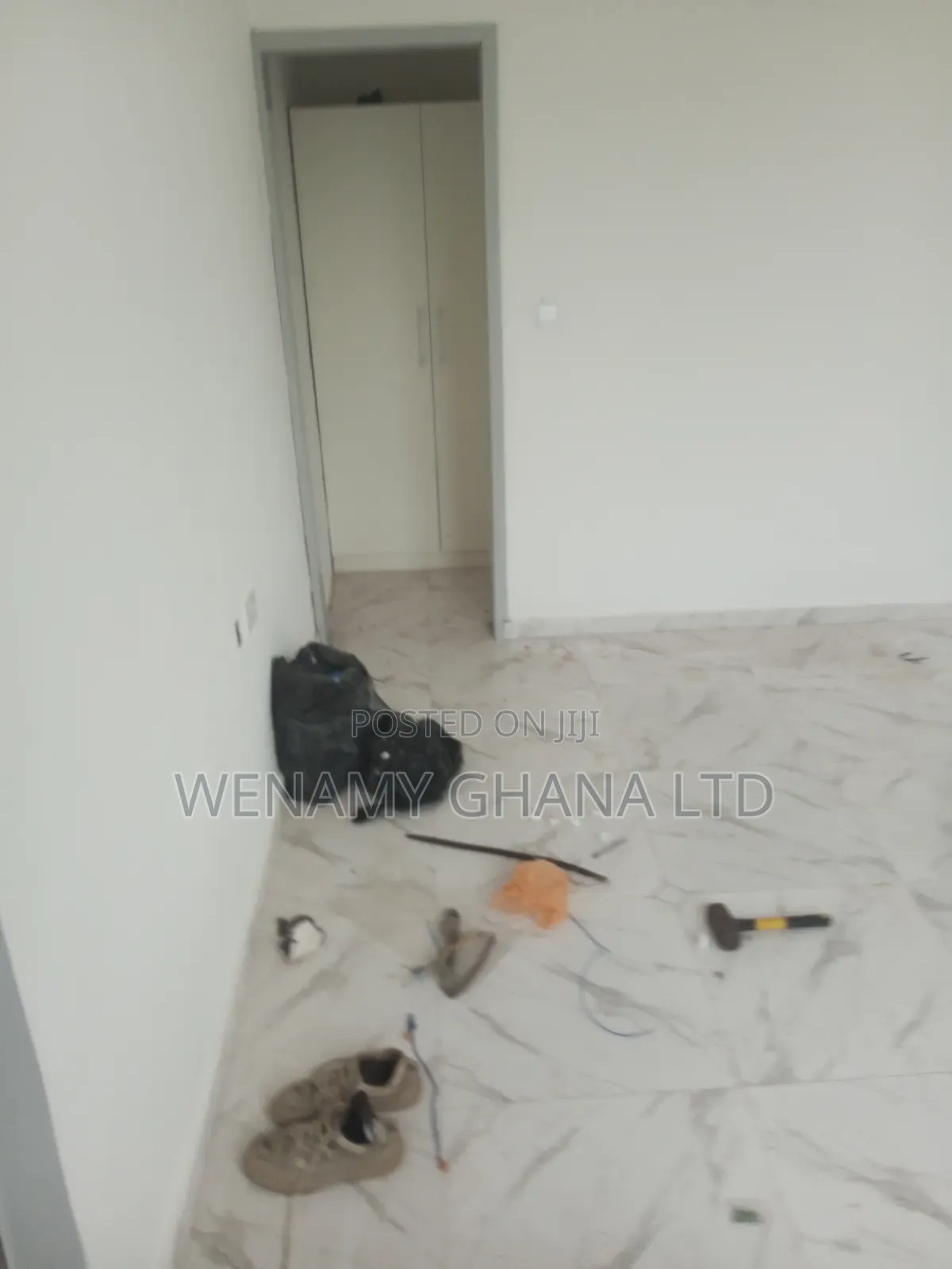 2bdrm Apartment in Community 25, Tema Metropolitan for rent