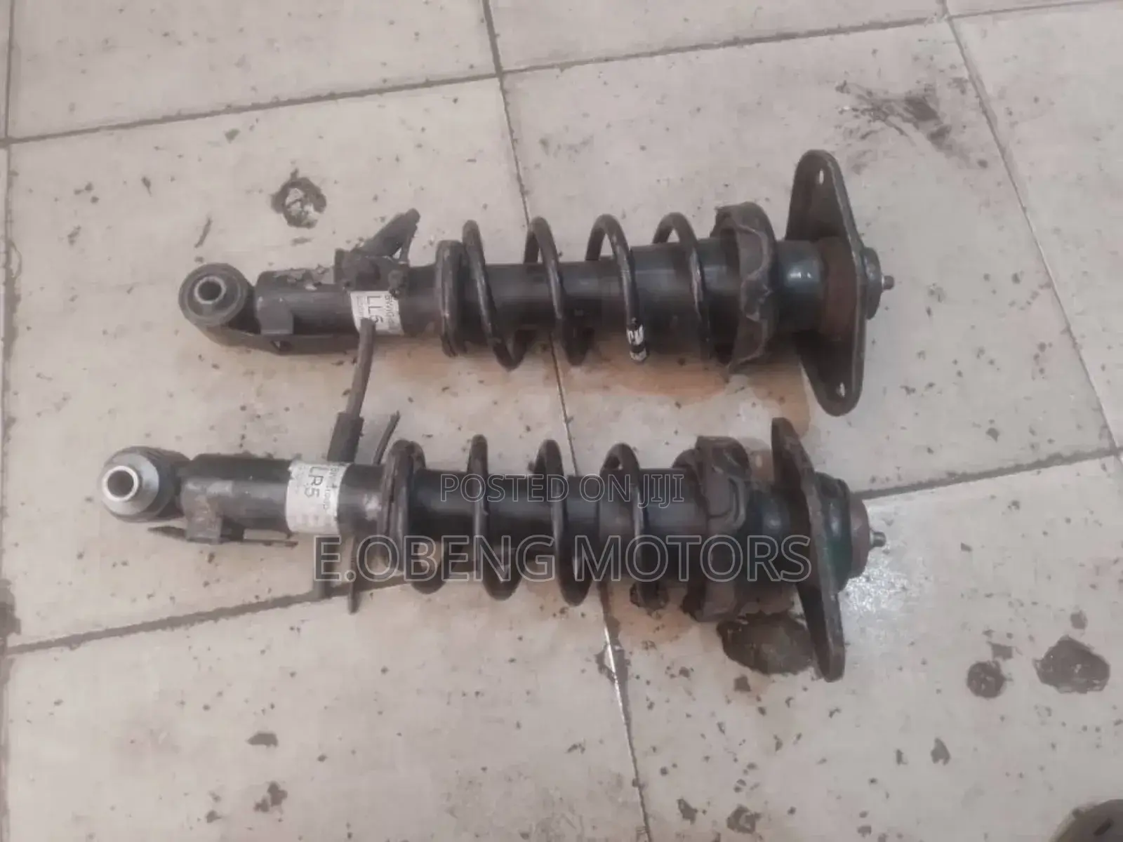 Mini Cooper Country Man Original Homeused Back Shocks