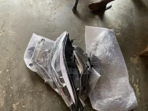 Hyundai Elantra 2014 Headlight Pair. ,