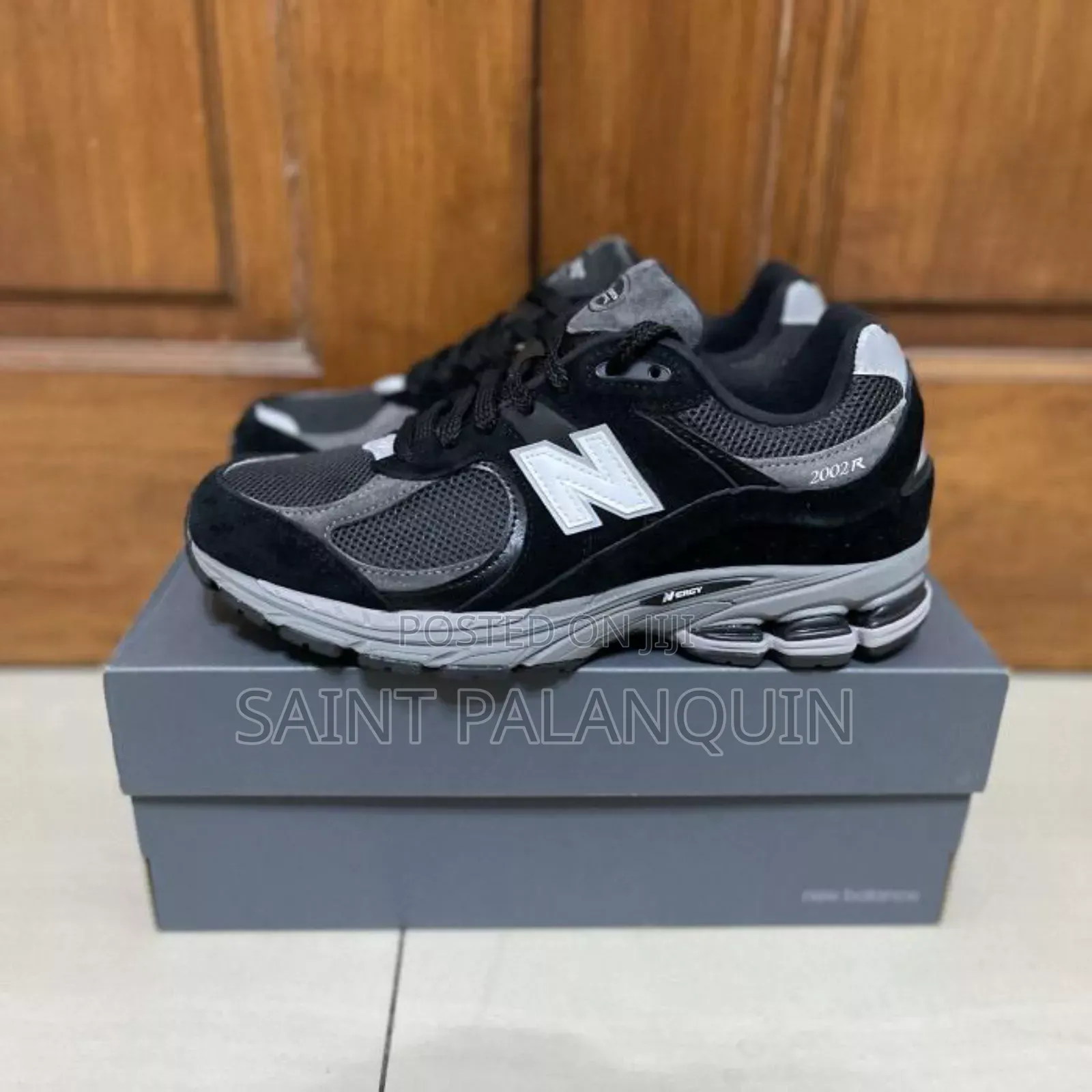 New Balance Sneaker